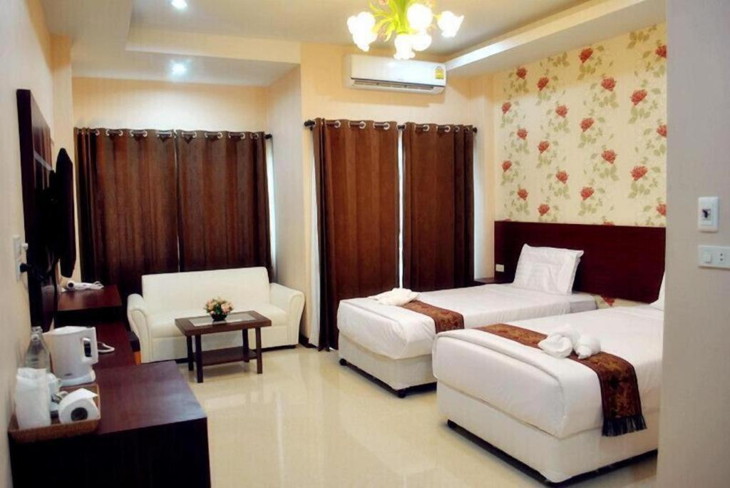 Le Parc Wangnang Hotel Пхитсанулок Экстерьер фото