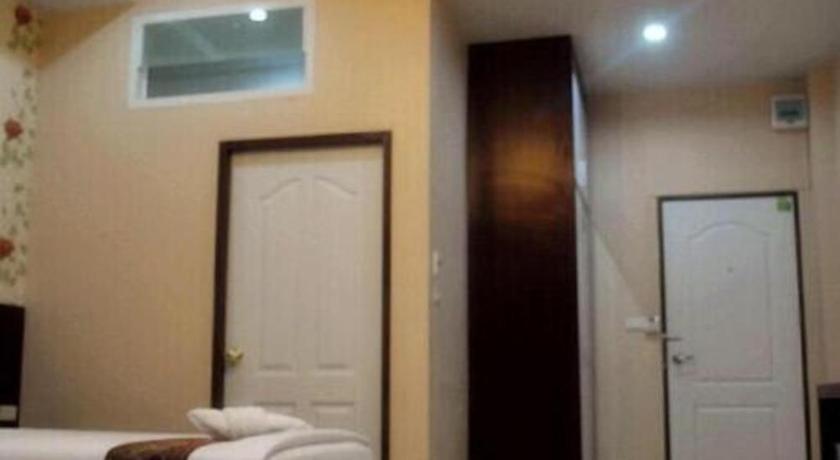 Le Parc Wangnang Hotel Пхитсанулок Экстерьер фото