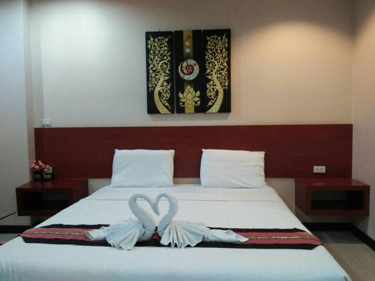 Le Parc Wangnang Hotel Пхитсанулок Экстерьер фото